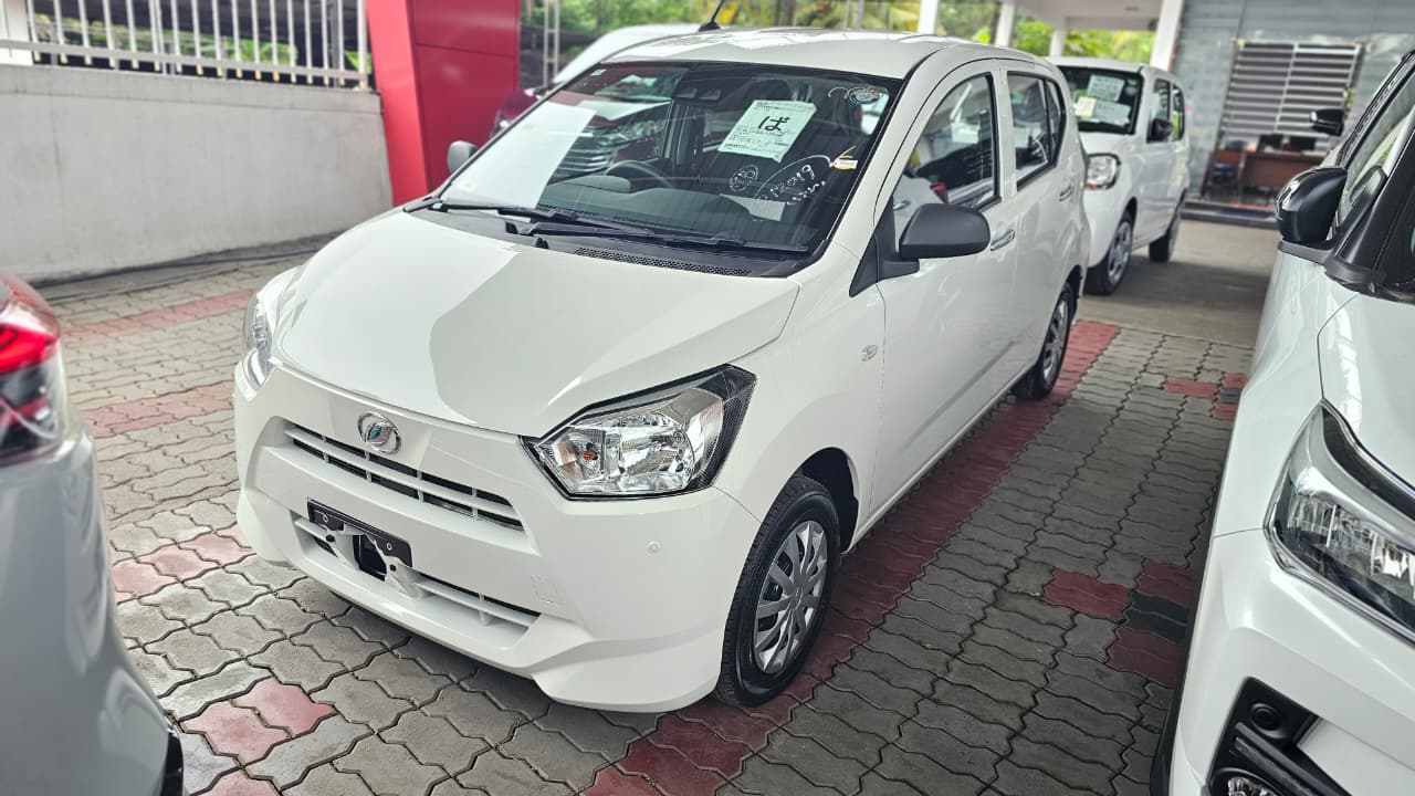 DAIHATSU MIRA X