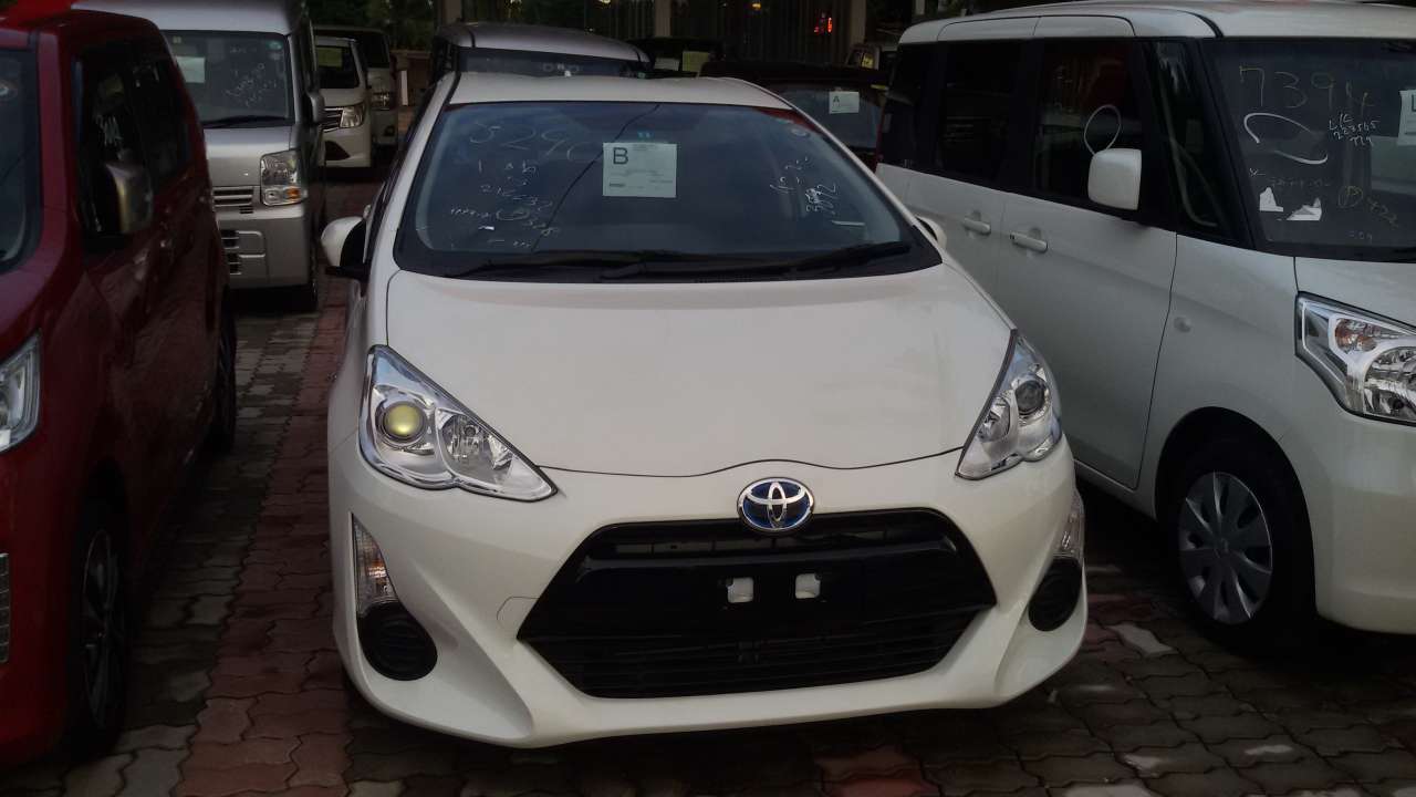 Toyota Aqua S