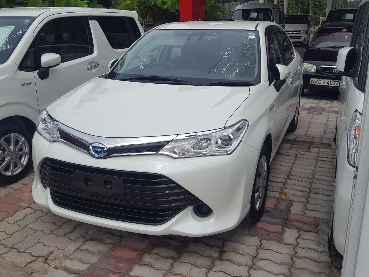 Toyota Axio G