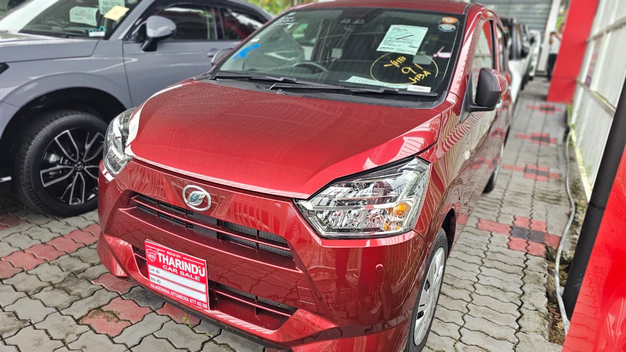 Daihatsu Mira X